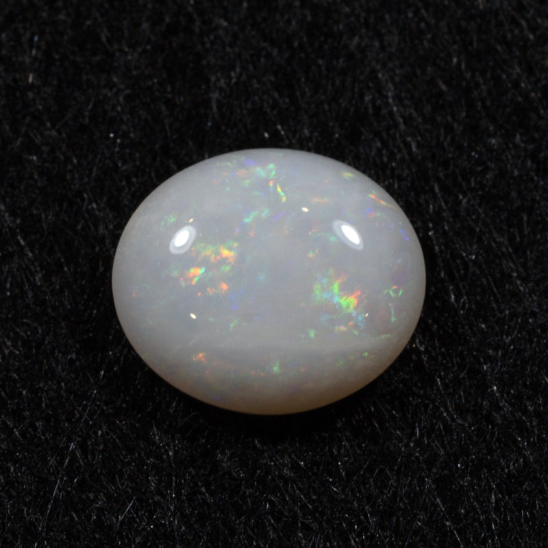 0.920ct White Opal (STG1402)