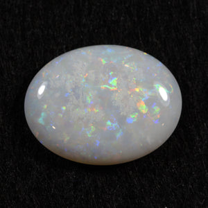 5.220ct White Opal (STG1406)